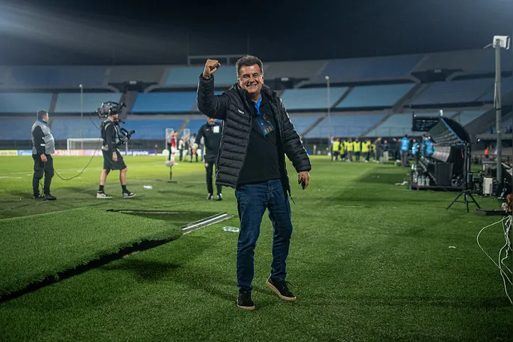  Fábio Mota vence eleições e é reeleito presidente do Vitória