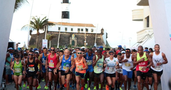  Maratona Salvador altera o trânsito em pontos da orla e do Dique neste domingo (24)