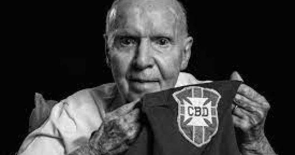  Lenda do futebol mundial, Zagallo morre aos 92 anos