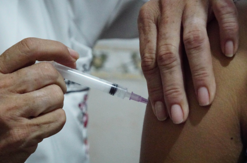  Em Cabo Frio 2200 pessoas são vacinadas no dia D contra o vírus da gripe influenza