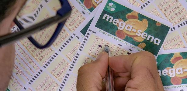  Mega-Sena acumula e prêmio chega a R$ 66 milhões; veja dezenas sorteadas – UOL Confere