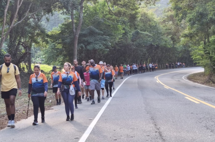  Tradicional 'Caminhada da Fé' reúne 2 mil pessoas em Macaé